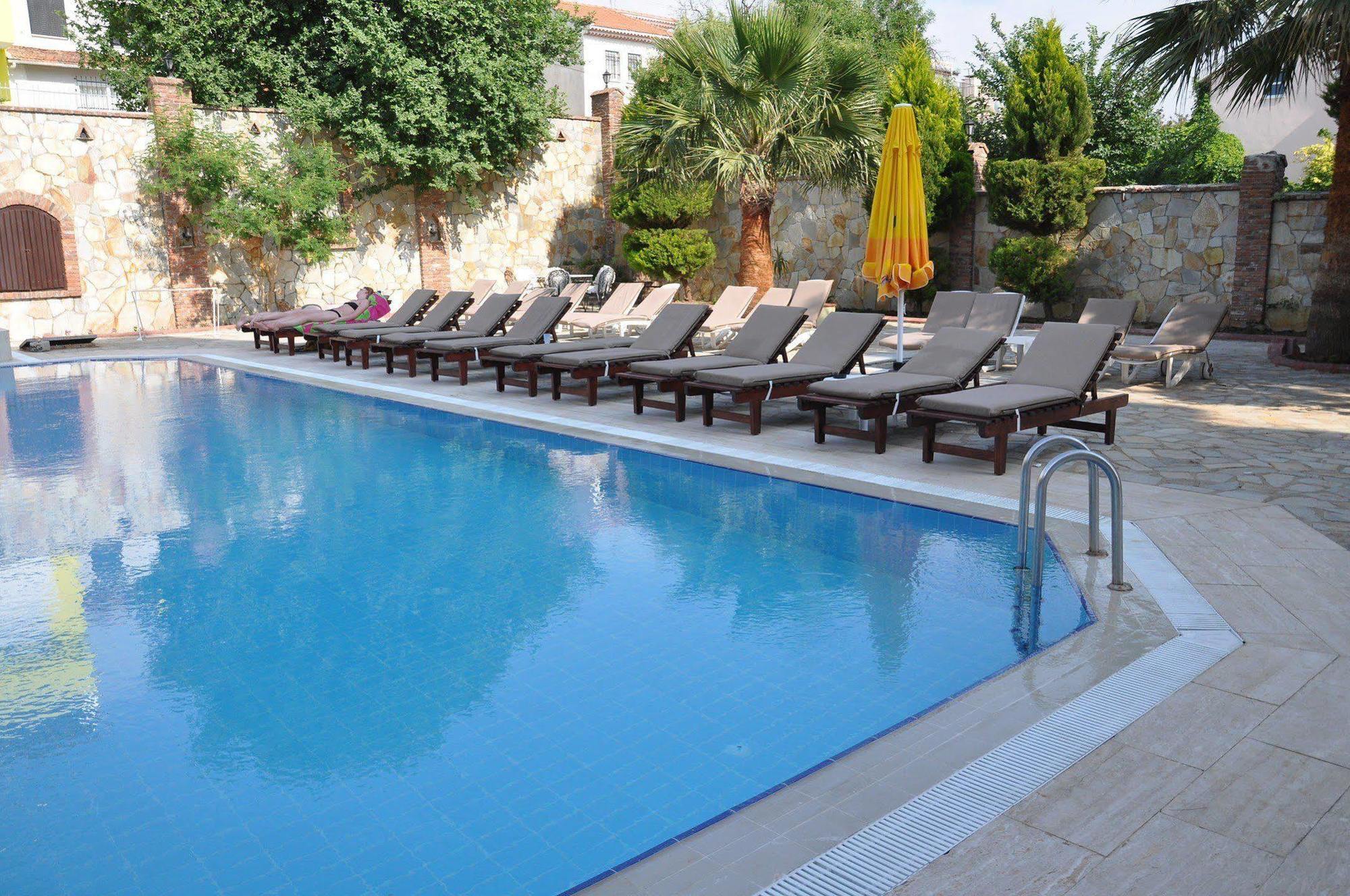 Esat Hotel Kusadası Eksteriør bilde